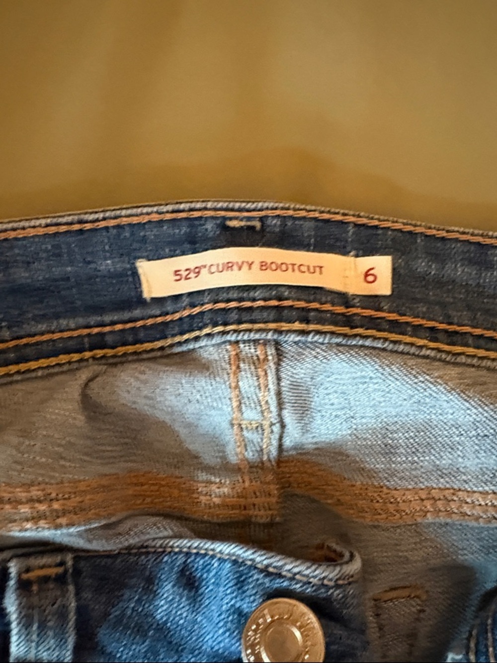 Levi's Women's Blue Boot Cut Jeans - Picture 2 of 6